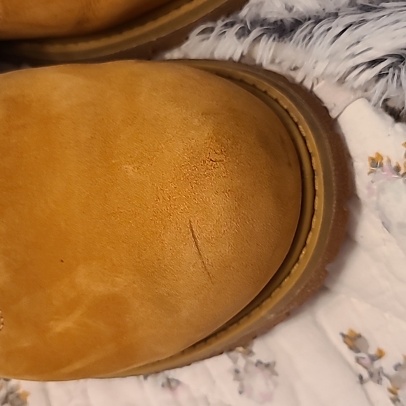 Timberland Women's 6" Premium Waterproof Boots - Picture 7 of 9